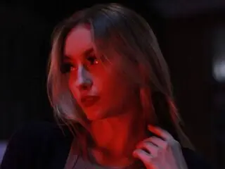 Camshow livejasmin ZeniaSelusi